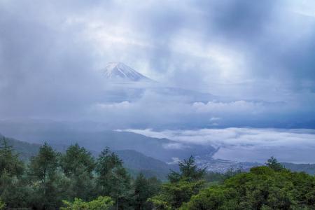 富士在云全高清壁纸和背景