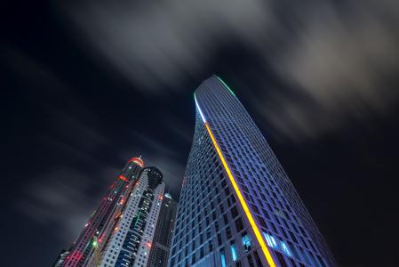 迪拜摩天大楼晚上5k视网膜超高清壁纸和背景图像