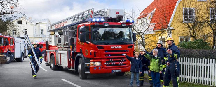 斯堪尼亚消防车全高清壁纸和背景图像