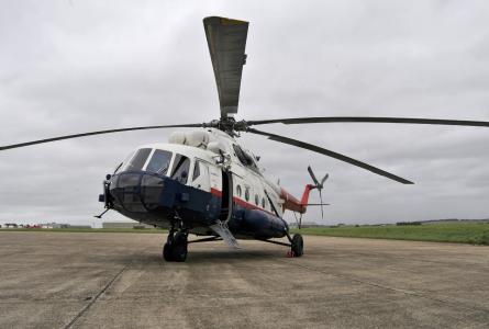 Mi-8直升机全高清壁纸和背景图像