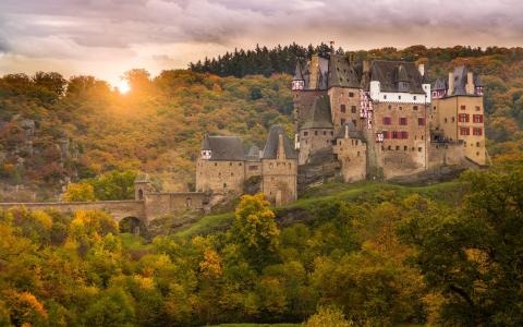 Eltz城堡全高清壁纸和背景图片