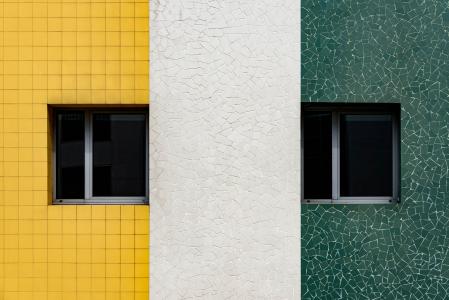 在法国5k视网膜超高清壁纸和背景图像的黄色,白色和绿色的瓷砖墙