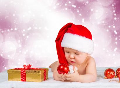 可爱的婴儿在圣诞节5k视网膜超高清壁纸和背景