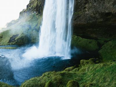 瀑布在冰岛4k超高清壁纸和背景