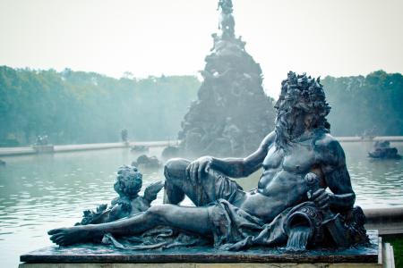 法马喷泉,Herrenchiemsee宫殿,巴伐利亚,德国的青铜雕像全高清壁纸和背景图像