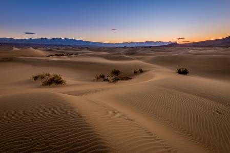 沙漠黎明5k视网膜超高清壁纸和背景图片