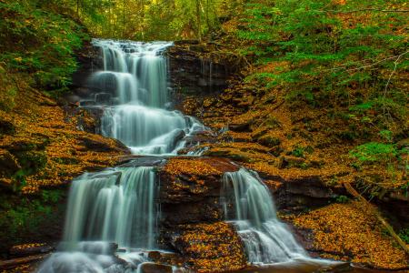 秋季瀑布4k超高清壁纸和背景图像
