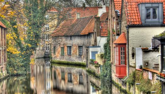 运河全高清壁纸和背景图像上的村庄