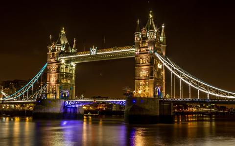 伦敦塔桥在夜晚的壁纸和背景图像