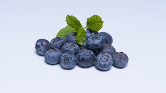 蓝莓和薄荷4k超高清壁纸和背景图像