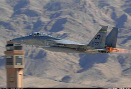 麦克唐纳道格拉斯F-15鹰壁纸和背景图片