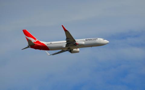 VH-XZB波音737-838澳航澳大利亚悉尼机场全高清壁纸和背景图像