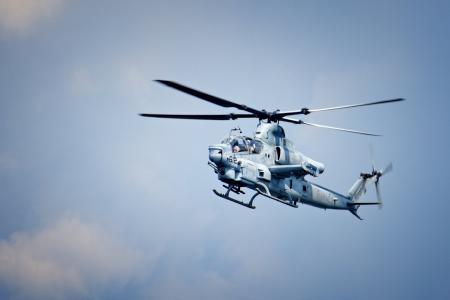 贝尔AH-1眼镜蛇全高清壁纸和背景图像