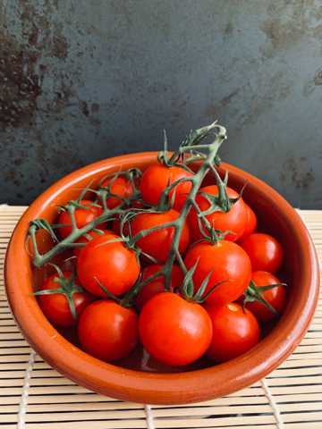 一碗美食番茄图片